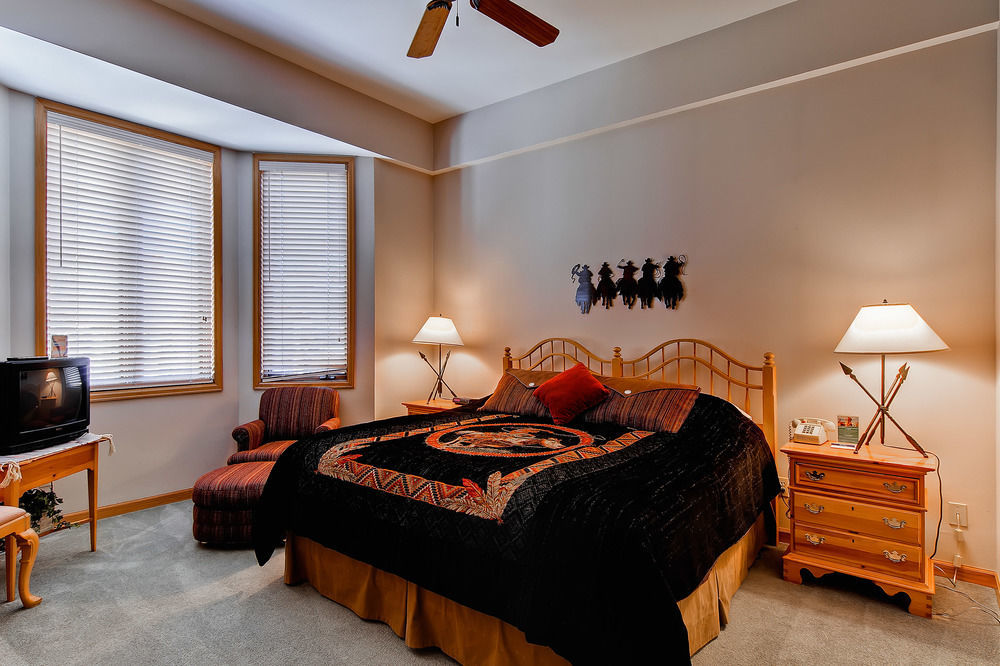 Meadows At Eagleridge Condos By Steamboat Resorts Стиймбоут Спрингс Екстериор снимка